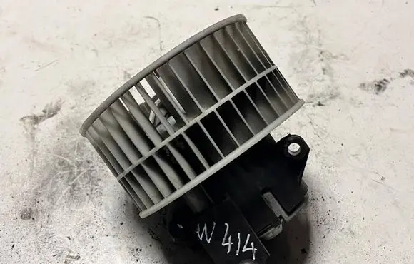 Mercedes-Benz Vaneo W414 Heater fan/blower