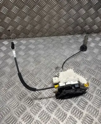 Audi A6 S6 C7 4G Front door lock 8J1837015D