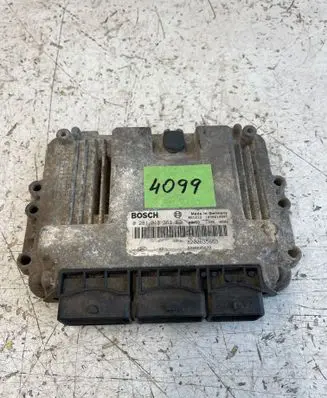 Renault Master II Engine control unit/module 8200635663 0281013363 8200695639