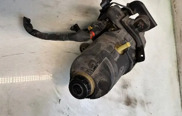 Infiniti Q50 Power steering pump 321132