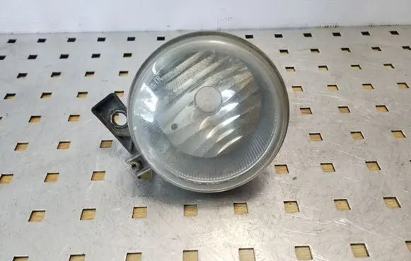 Jeep Cherokee III KJ Front fog light 102702BPL