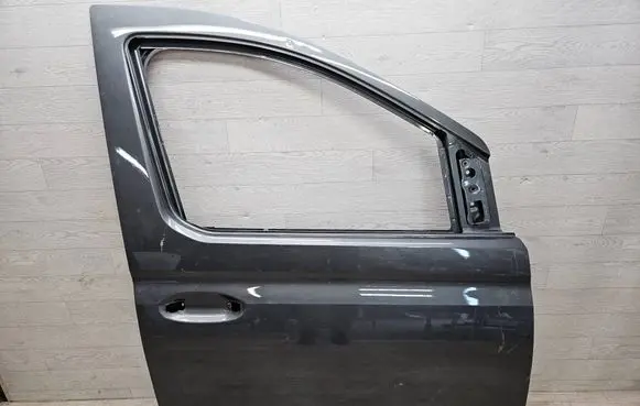 Volkswagen Caddy Front door 2K7831112
