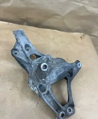 BMW 1 F20 F21 A/C compressor mount bracket 7603346