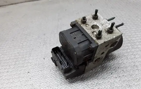 Renault Megane I ABS Pump 0265216731 7700432644