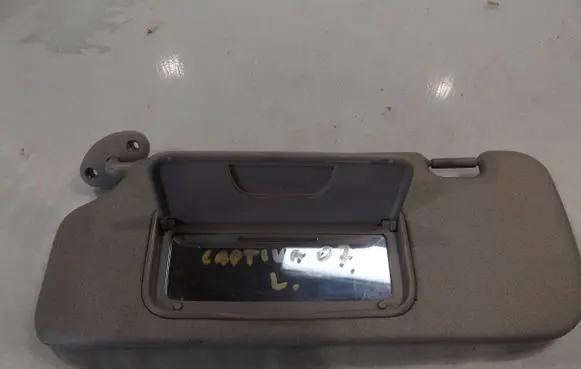 Chevrolet Captiva Sun visor