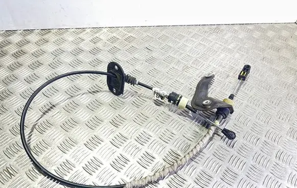 Gear shift cable linkage