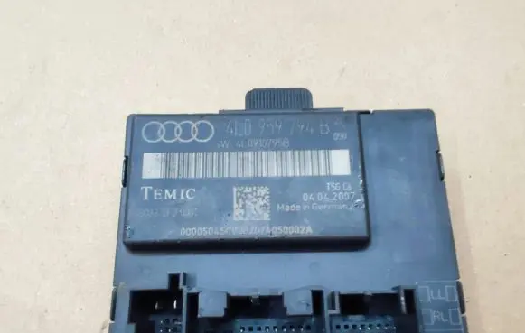 Audi Q7 4L Door control unit/module 4L0959794B