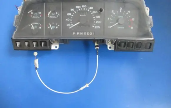 Ford Explorer Speedometer (instrument cluster)
