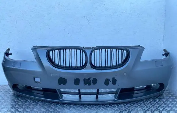 BMW 5 E60 E61 Front bumper 7033694 7121977