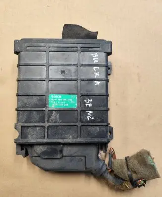 Volkswagen Golf II Engine control unit/module 811906264 0280800104