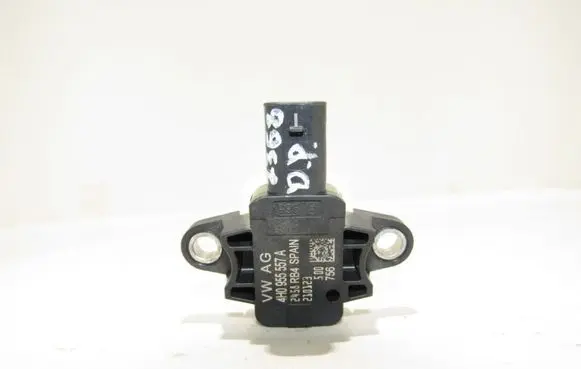 Skoda Fabia Mk3 (NJ) Airbag deployment crash/impact sensor 4h0955557a