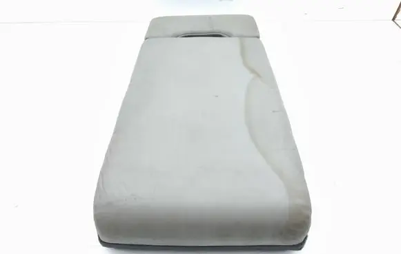 Volvo V70 Rear seat armrest 
