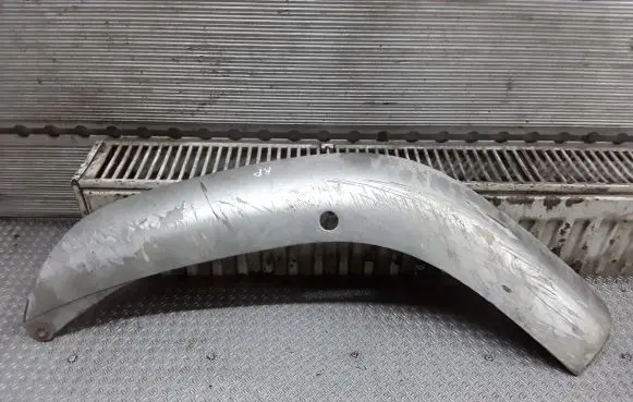Toyota Corolla Verso AR10 Front bumper lip 768520F010