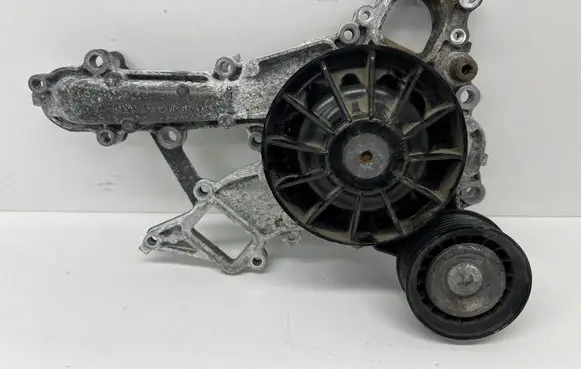 Mercedes-Benz GLK (X204) Water pump A2762010701