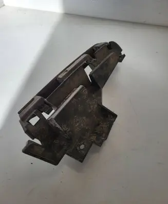 BMW 3 E46 Rear bumper mounting bracket 7006824