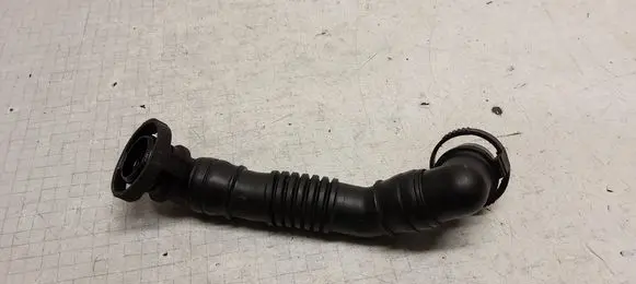 Volkswagen Golf V Breather hose/pipe 03G103493D