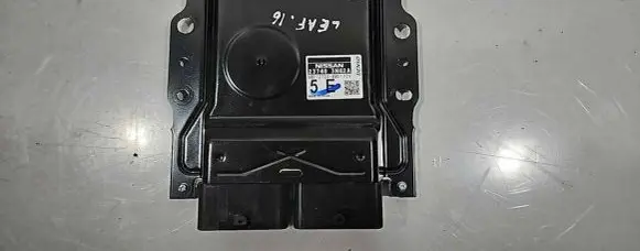 Nissan Leaf I (ZE0) Engine control unit/module 237403NG2A MB1127008851