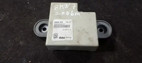 BMW 3 E90 E91 Antenna control unit 693502401 6935024-01