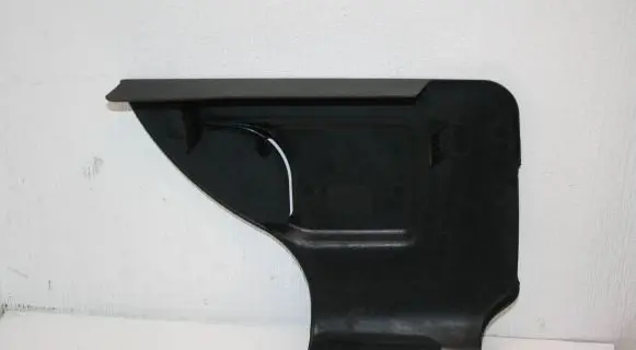 Volkswagen PASSAT B5.5 Other engine bay part 058133849C VD830