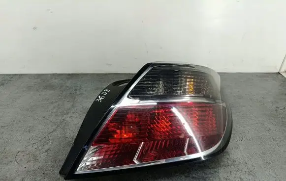 Opel Astra H Rear/tail lights
