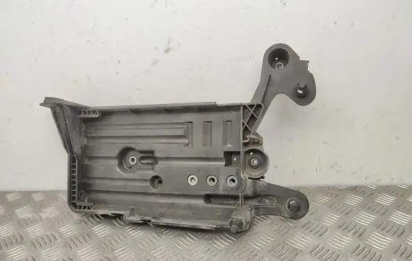 Skoda Octavia Mk3 (5E) Battery tray 