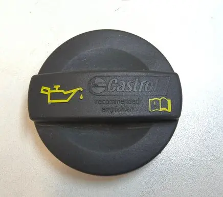 Volkswagen Golf VII Oil filler cap 04E103485 04E103485A