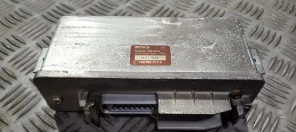 Audi 80 90 S2 B4 ABS control unit/module 0265100056 4A0907379A