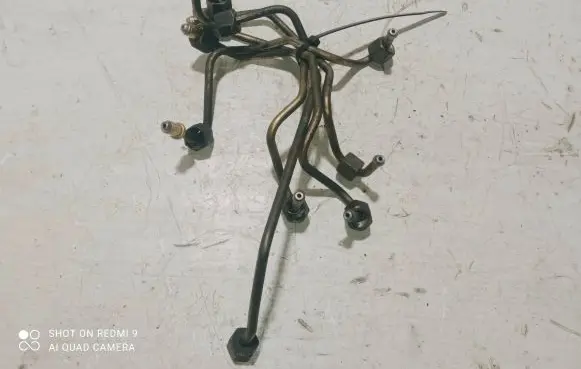 Ford Focus C-MAX Fuel injector supply line/pipe 