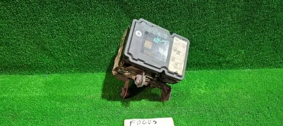 Ford Focus ABS control unit/module 