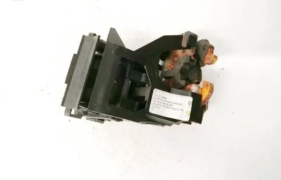 Peugeot 308 Seat back rest lock catch 