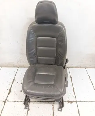 Volvo V70 Front driver seat 
