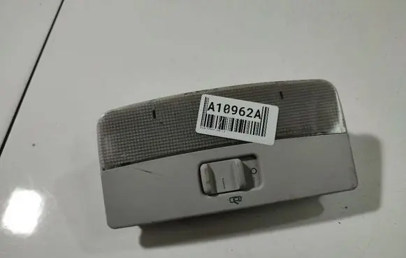 Skoda Octavia Mk2 (1Z) Front seat light 1Z0947105