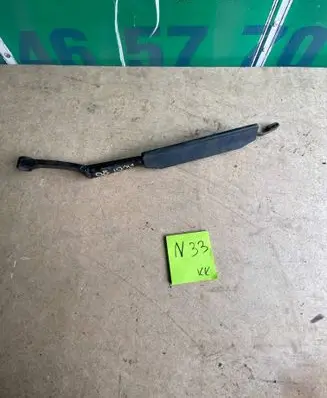 Audi 80 90 S2 B4 Front wiper blade arm 393955407E