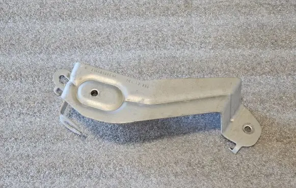 Mercedes-Benz GL X166 Other interior part A1668101514