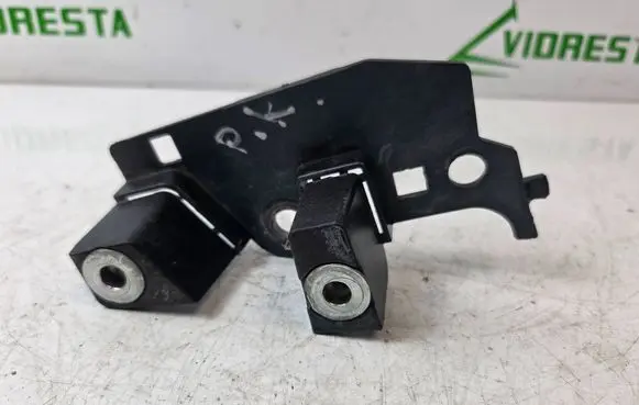 Peugeot 308 Front bumper mounting bracket 9834480780