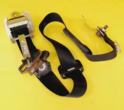 Ford Probe Front seatbelt 55112
