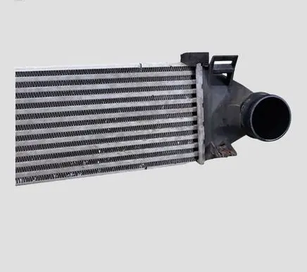 Volvo V40 Intercooler radiator 31338474