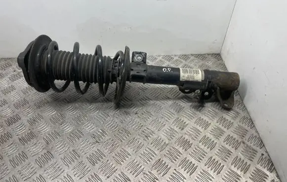 Mercedes-Benz C W204 Front shock absorber with coil spring A2043202866