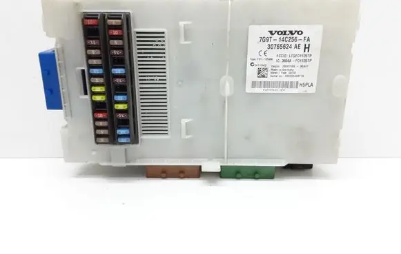 Volvo XC60 Comfort/convenience module 30765624AE 7G9T14C256FA