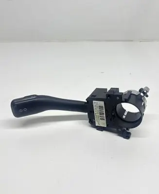 Volkswagen Golf IV Indicator stalk 8L0953513G 902852ATW