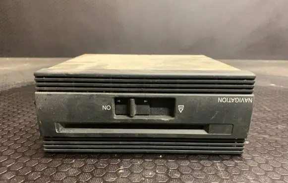 Audi A8 S8 D2 4D Navigation unit CD/DVD player 4D0919887B