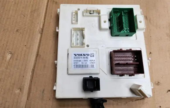 Volvo XC90 Comfort/convenience module 32320214