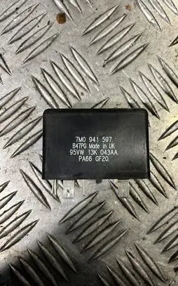 Audi A6 S6 C4 4A Other relay 7MO941597