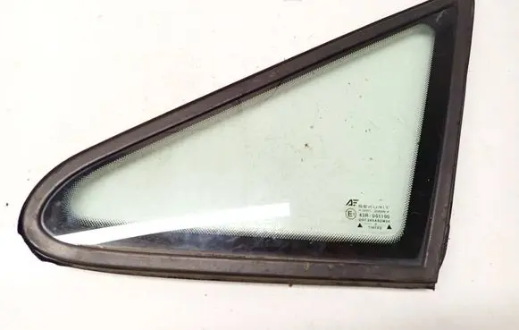Volkswagen Sharan Front triangle window/glass AS2