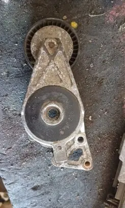 Skoda Octavia Mk1 (1U) Generator/alternator belt tensioner 06a903315e