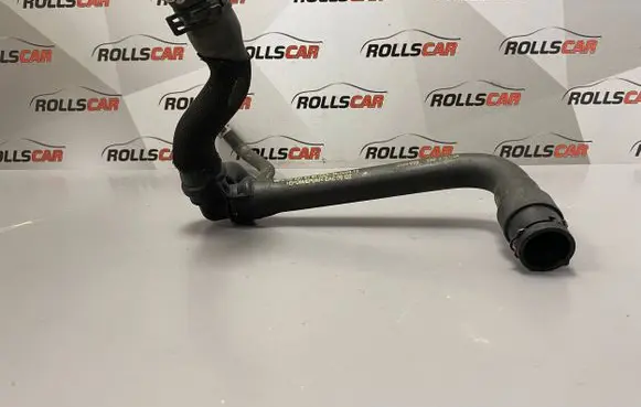 Mercedes-Benz B W245 Engine coolant pipe/hose A1698305396