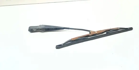 Honda CR-V Rear wiper blade arm