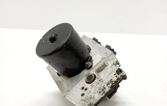 Volkswagen PASSAT B6 ABS Pump 2C0614095P 16027201 16027001A