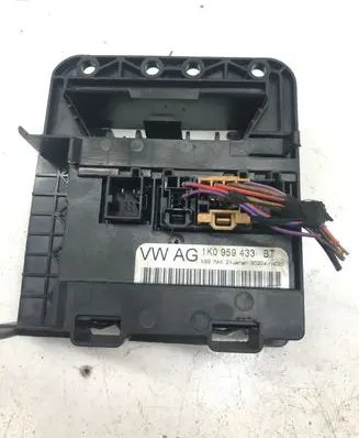 Volkswagen Golf V Comfort/convenience module 1k0959433bt