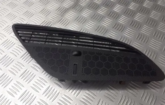 Citroen C5 Dashboard air vent grill cover trim 9682419677